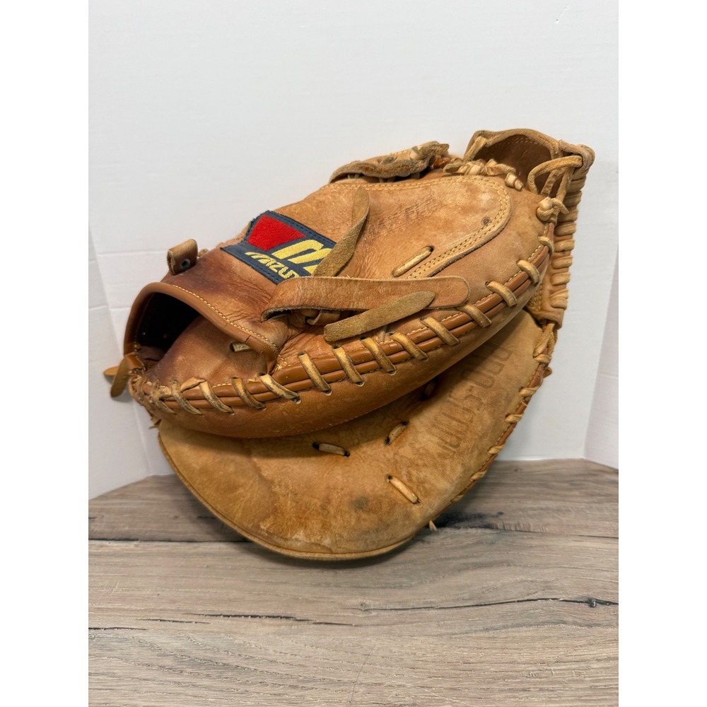 Mizuno Pro-Scoop MZ C20 Catchers Mitt Steerhide Leather Baseball Glove RHT Tan